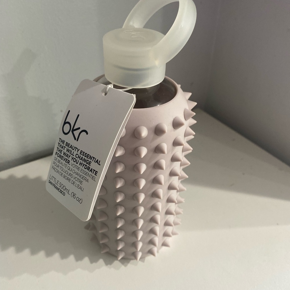 bkr Spiked Bottle with Light Pink Sleeve
